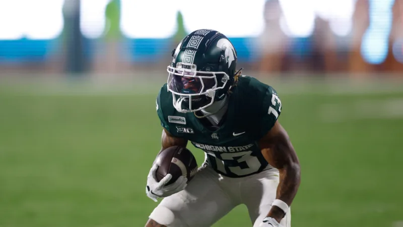 Edwards runs for 2 TDs in Michigan State's 35-7 win over Eastern Michigan